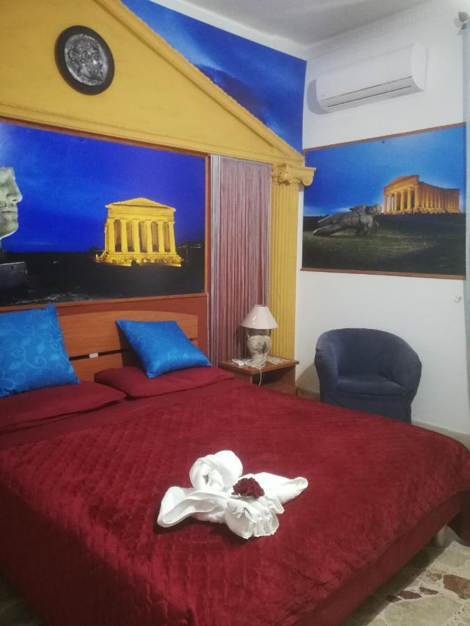 Vigata House Apartment ปอร์โต เอมเปโดเกล ภายนอก รูปภาพ
