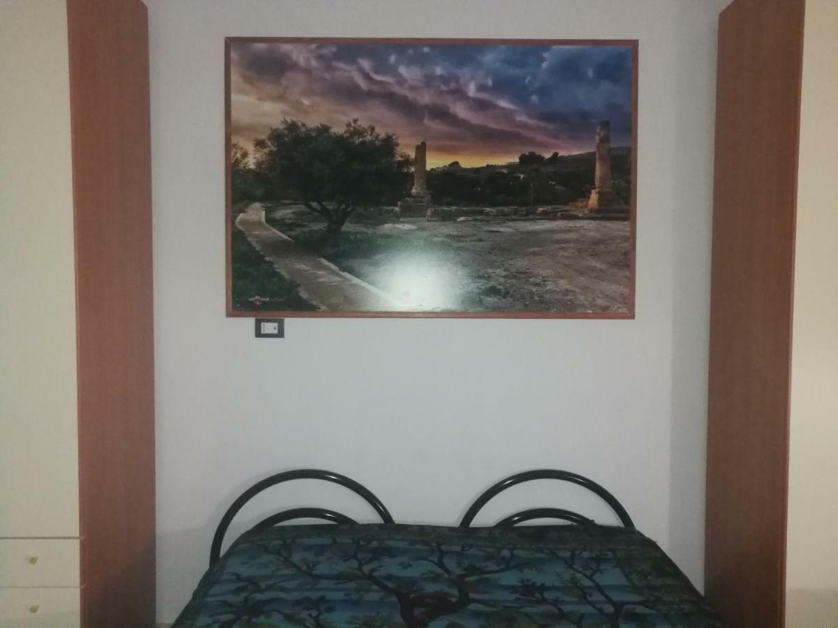 Vigata House Apartment ปอร์โต เอมเปโดเกล ภายนอก รูปภาพ