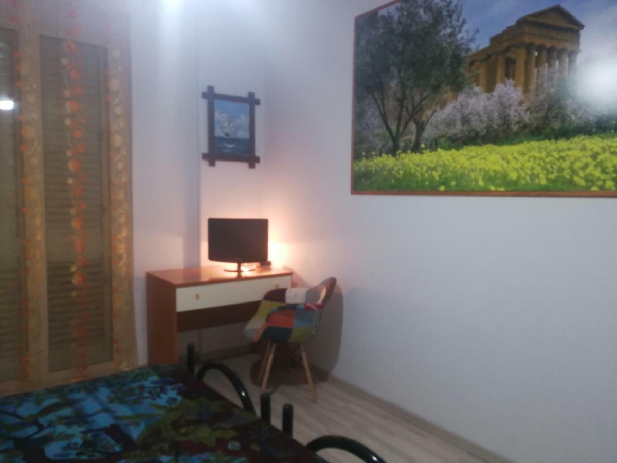 Vigata House Apartment ปอร์โต เอมเปโดเกล ภายนอก รูปภาพ