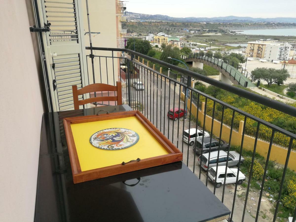 Vigata House Apartment ปอร์โต เอมเปโดเกล ภายนอก รูปภาพ